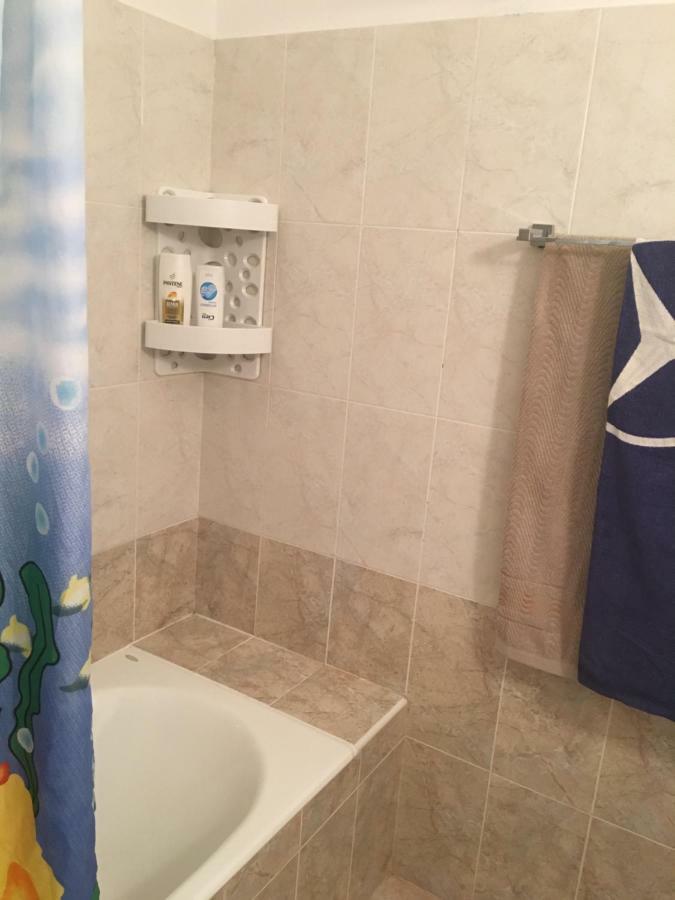 By The Sea Apartment Paphos Ngoại thất bức ảnh
